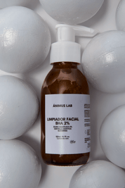 LIMPIADOR FACIAL BHA 2% - CONTROL DE GRASA, POROS E IMPERFECCIONES